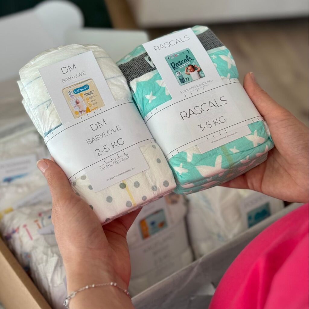Vergleich Rascals Windel neben DM Babylove Windeln